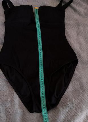 Женский сдельный купальник