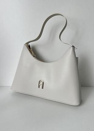 Шкіряна біла сумка diamanté white furla