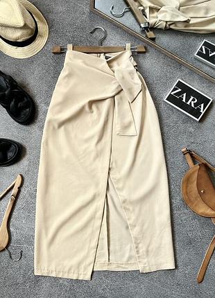 Спідниця міді zara зара бежева молочна симетрична з розрізом світла з високою посадкою xs s юбка