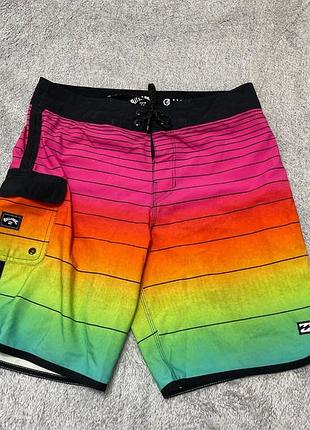 Пляжные шорты billabong
размер 30 s-m