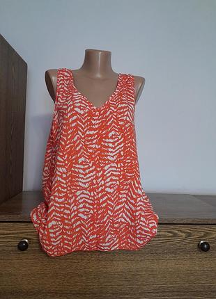 Майка гарна