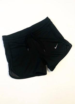 Шорти nike
стан:5/5
размер:м
ціна:220 грн