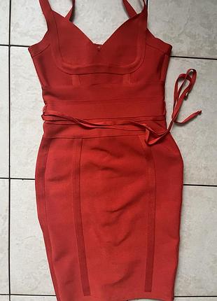 Сукня бандаж