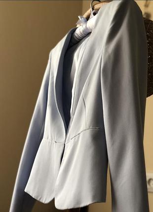 Жакет ніжно блакитного кольору 🥰🥰🥰