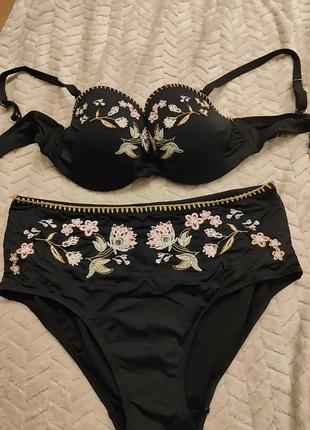 Вышитый купальник от marks and spencer