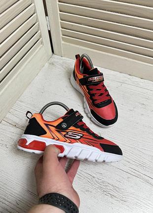 Кроссовки skechers