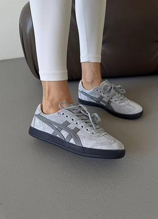 Asics onitsuka tiger
full grey