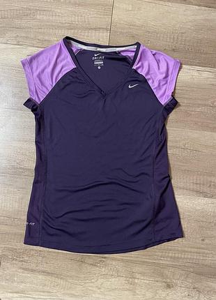 Футболка для спорту