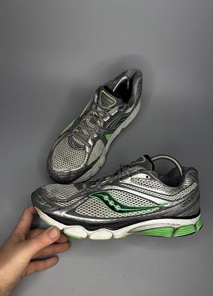 Чоловічі кросівки saucony