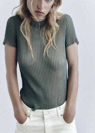 Стильна напівпрозора футболка zara