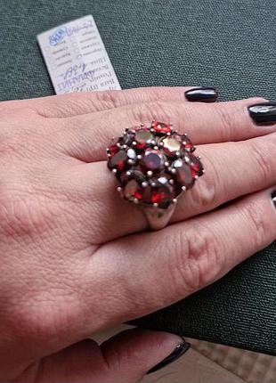 Серебряная кольца 925 пробы с фианитами