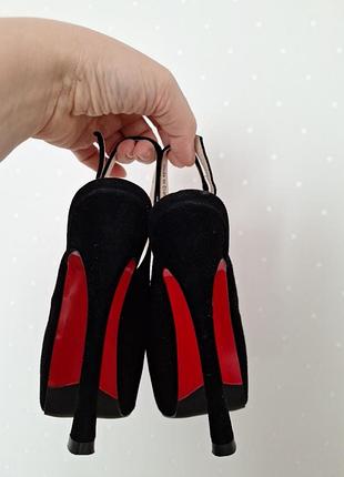 15см каблук. шикарні босоніжки на вихід.