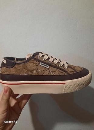 Продам кеди coach