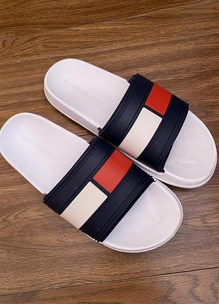 Tommy hilfiger шльопанці