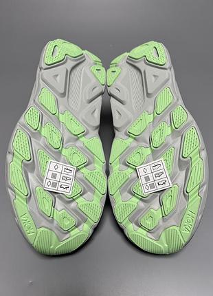 Бігові кросівки sample hoka one one clifton 9 оригінал6 фото