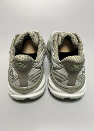 Бігові кросівки sample hoka one one clifton 9 оригінал3 фото
