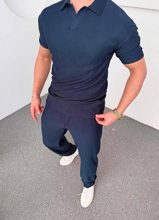 Стильний солідний чоловічий костюм в рубчик футболка поло і прямі штани