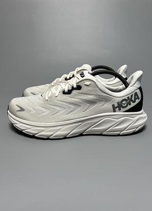 Бігові кросівки hoka arahi 6 оригінал