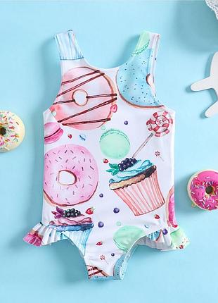 Яскравий купальник