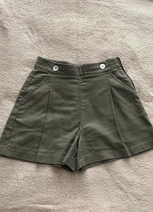 Літні шорти з льону