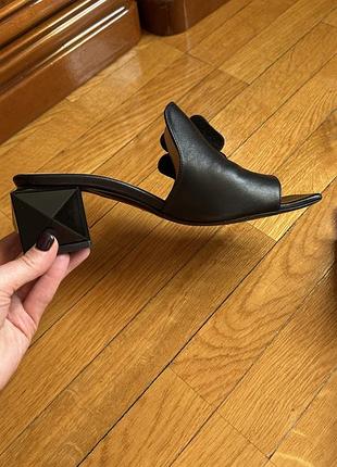 Шльопки шкіряні osso bianco 23 см устілка стан нових