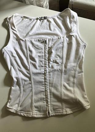 Корсетна майка