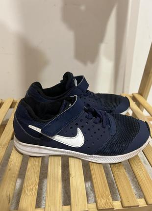 Кросівки nike
