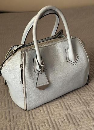 Сумка rebecca minkoff 28*22*16 стан нової