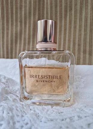 Парфюмированная воду givenchy irresistible