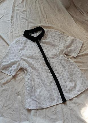 Нежная белая блузка с коротким рукавом atmosphere