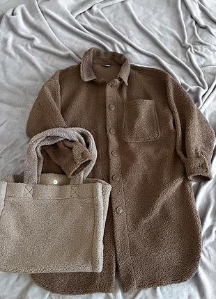 Плюшеве пальто. розмір м-ловерсайз