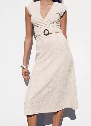 Сукня жіноча