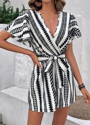 Комбінезон з шортами