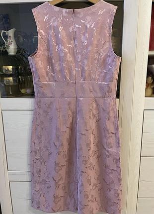 Жакардова ошатна сукня у візерунок