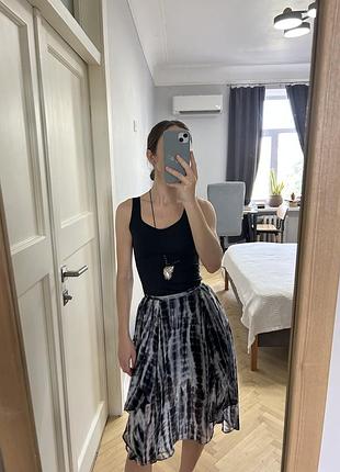 Повітряна асиметрична спідниця | h&m| xs2 фото