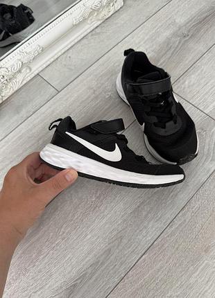 Кросівки nike revolution 31р кросівки в сіточку для хлопчика кросівки на липучках