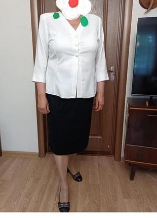Жіночий піджак