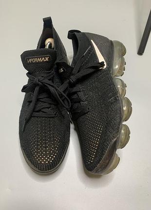 Чоловічі кросівки nike sneakers with wings on back side of head meme 2