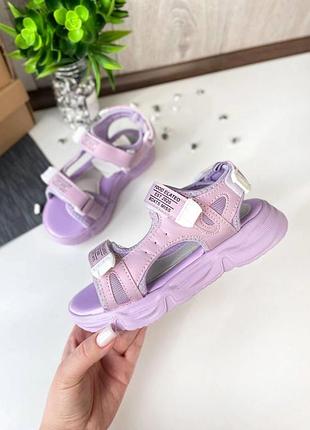 Стильные босоножки для девочки 3