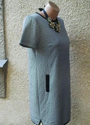 Платье,туника из фактурной,трикотажной ткани,прямого кроя,удлиненное по спинке, peacocks2 фото