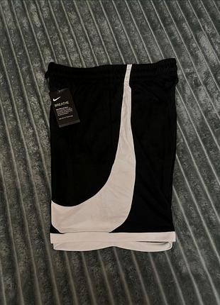 Шорти nike