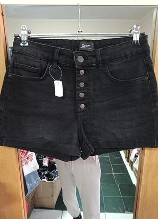 Шорты женские