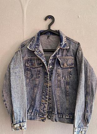 Джинсова курточка