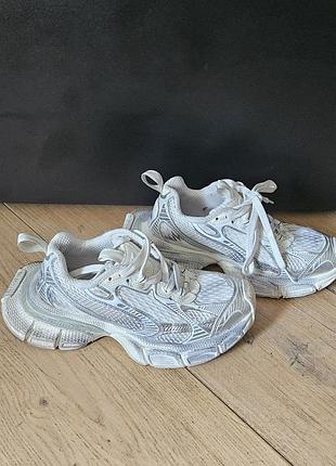 Кросівки снікерси balenciaga sneaker in white 37