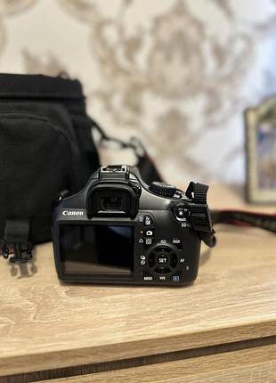 Фотоапарат canon 1100d повний комплект в ідеальному стані, акумулятор новий