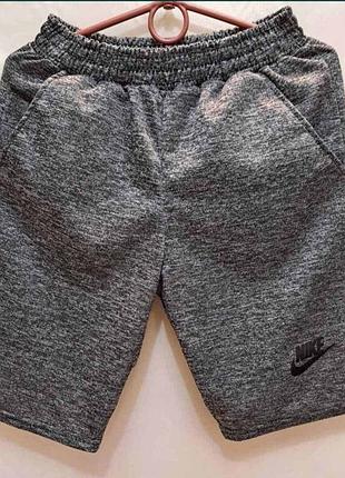 Шорты мужские 
46,50 размер