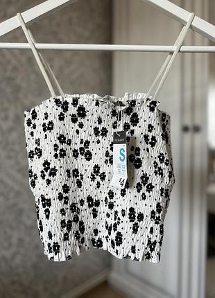 Топ на бретельках