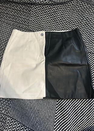 Спідниця шкіряна модна