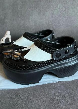 Жіночі крокси crocs w10 wednesday stomp clog wednesday black