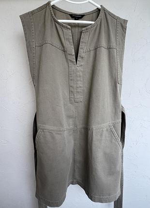 Джинсове плаття кольору хакі banana republic